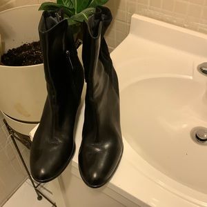 Calvin Klein women boots